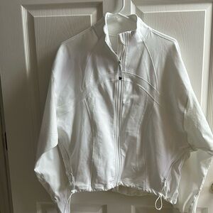 Lululemon Define Relaxed-Fit Jacket *Luon
White size 6